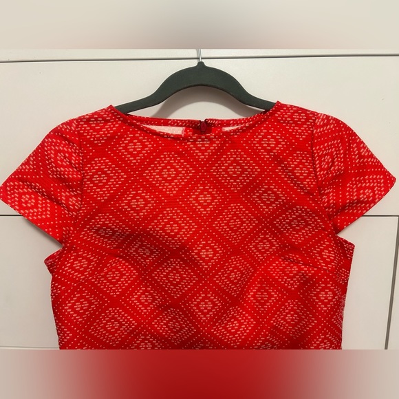 Red little dress - Picture 2 of 3